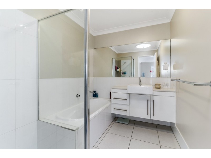 1/7 Wapiti Street, Kearneys Spring QLD 4350