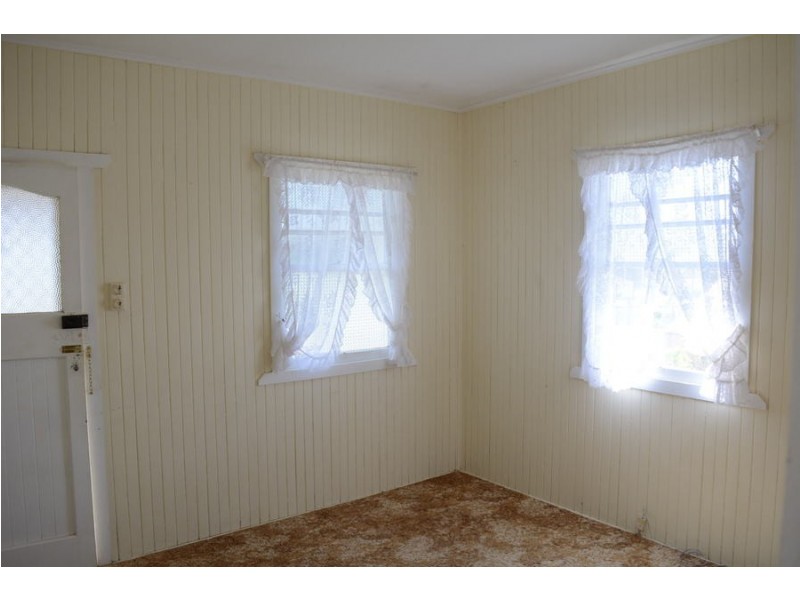 6 Head Street, Centenary Heights QLD 4350