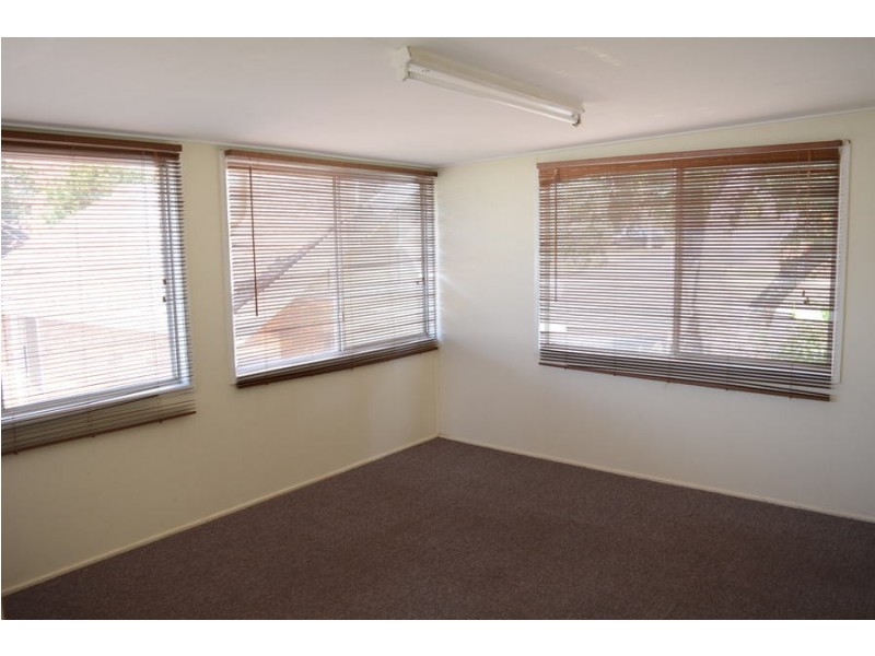 6 Head Street, Centenary Heights QLD 4350