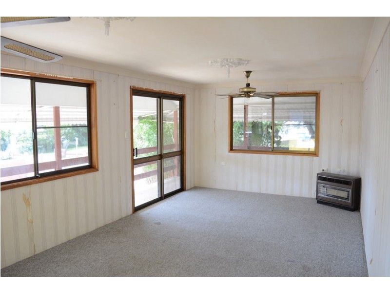 311 Bridge Street, Wilsonton QLD 4350