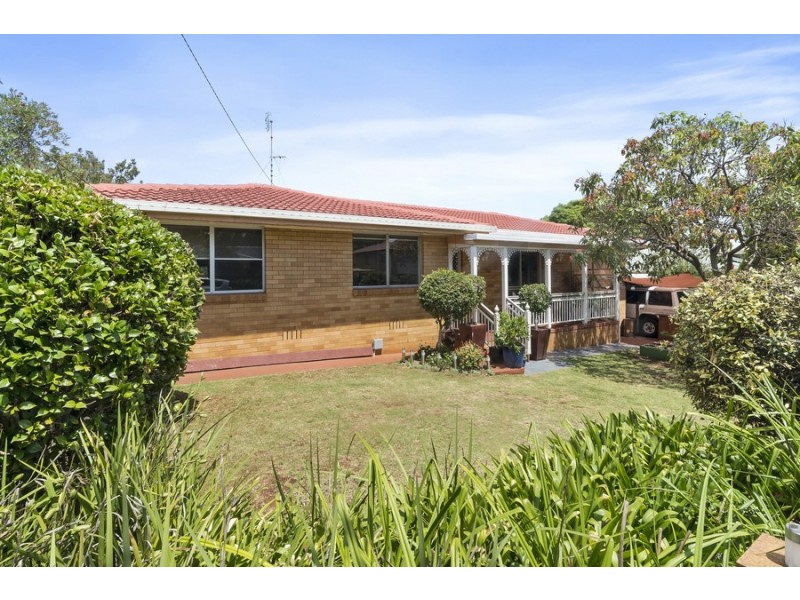6 Athol Street, Harlaxton QLD 4350