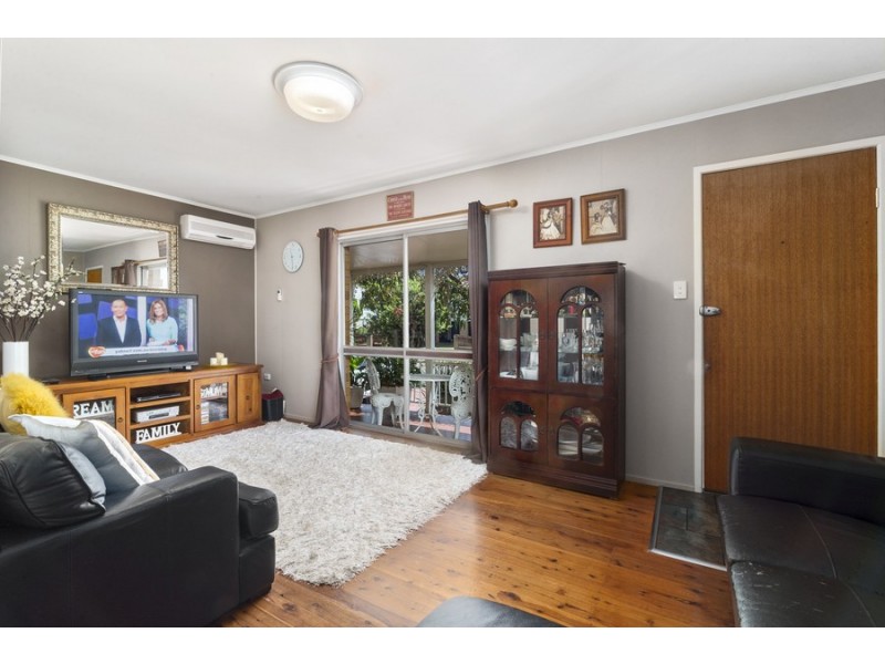 6 Athol Street, Harlaxton QLD 4350
