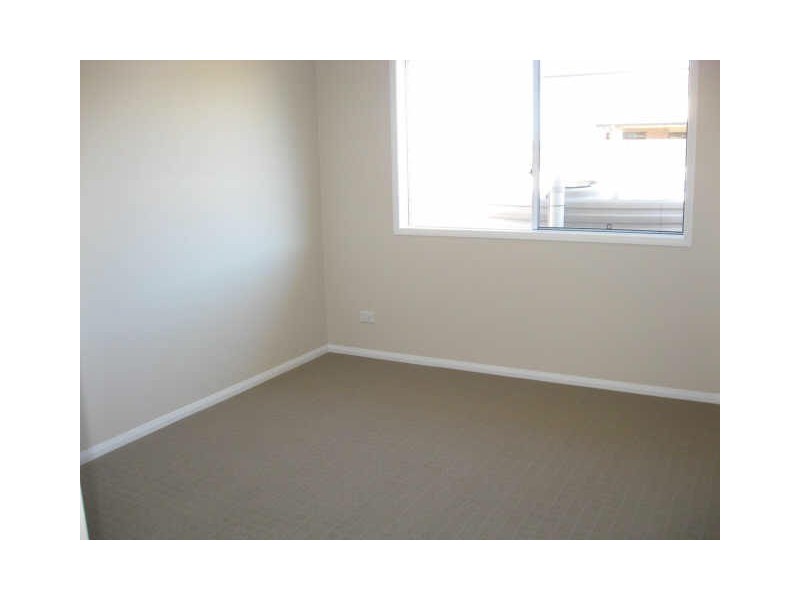 4 Kurrawa Crescent, Glenvale QLD 4350