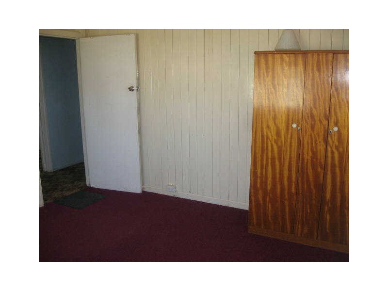 5 Weetwood Street, Newtown QLD 4350