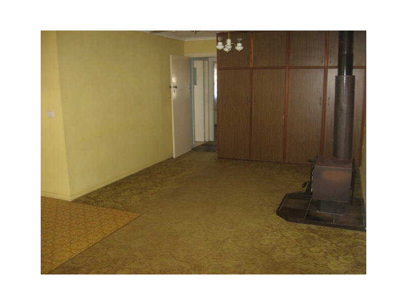 5 Weetwood Street, Newtown QLD 4350