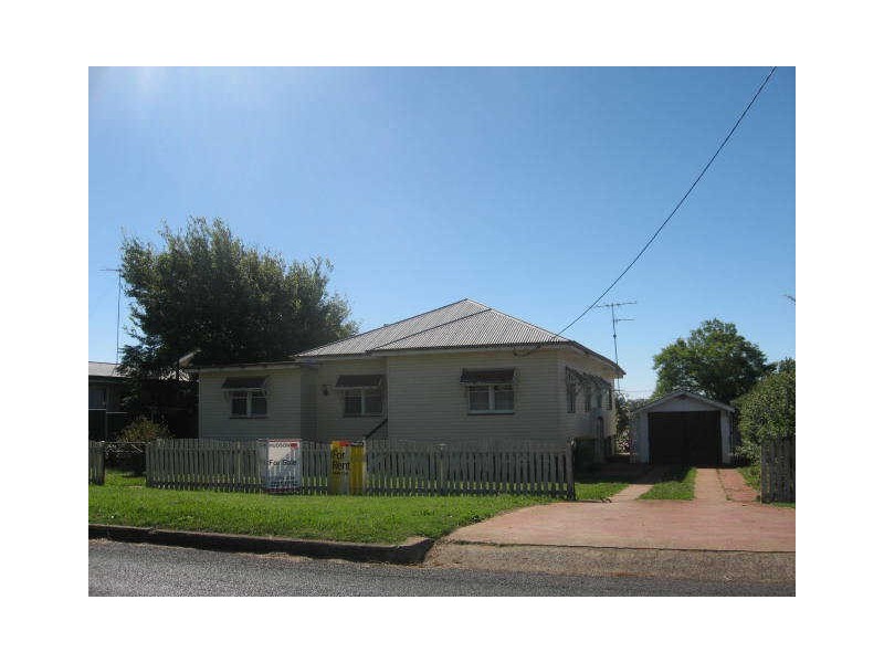 5 Weetwood Street, Newtown QLD 4350