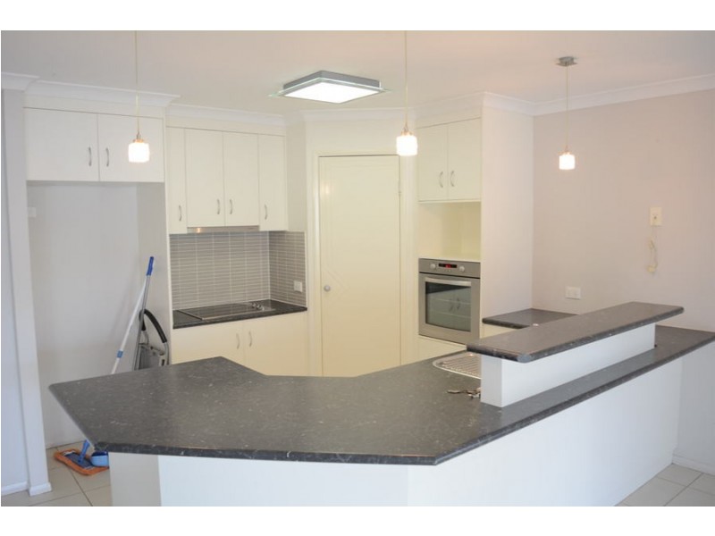 1 Yearling Close, Glenvale QLD 4350