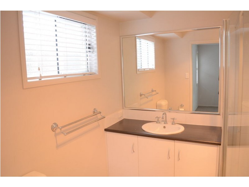 1 Yearling Close, Glenvale QLD 4350