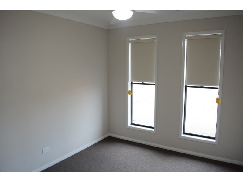 34 Entabeni Drive, Kearneys Spring QLD 4350