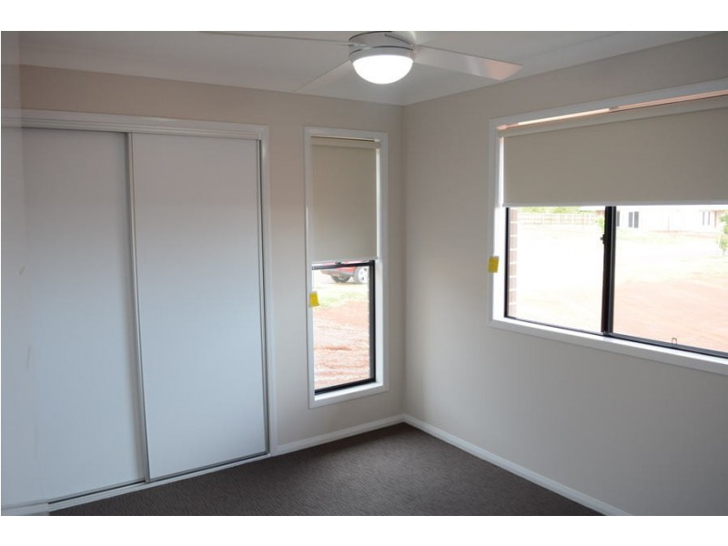 34 Entabeni Drive, Kearneys Spring QLD 4350