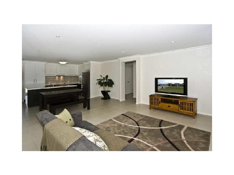 13 Barambah Street, Glenvale QLD 4350