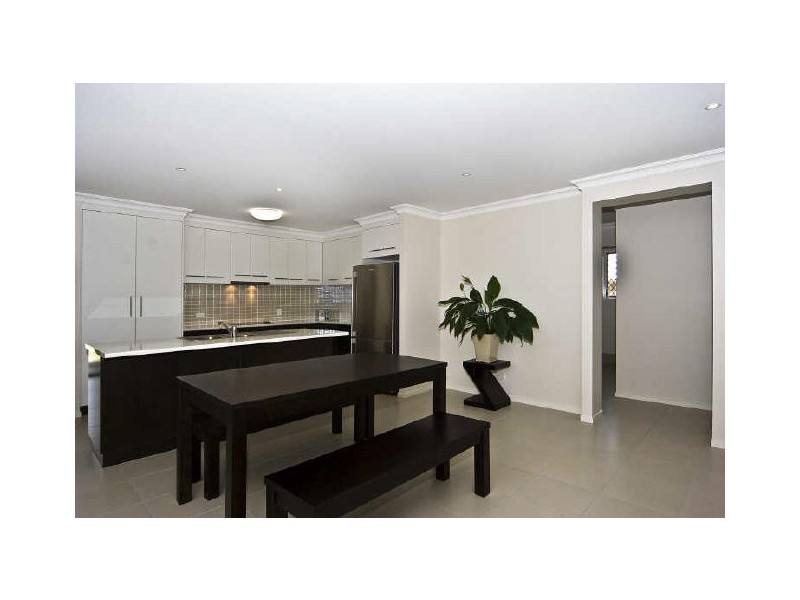 13 Barambah Street, Glenvale QLD 4350