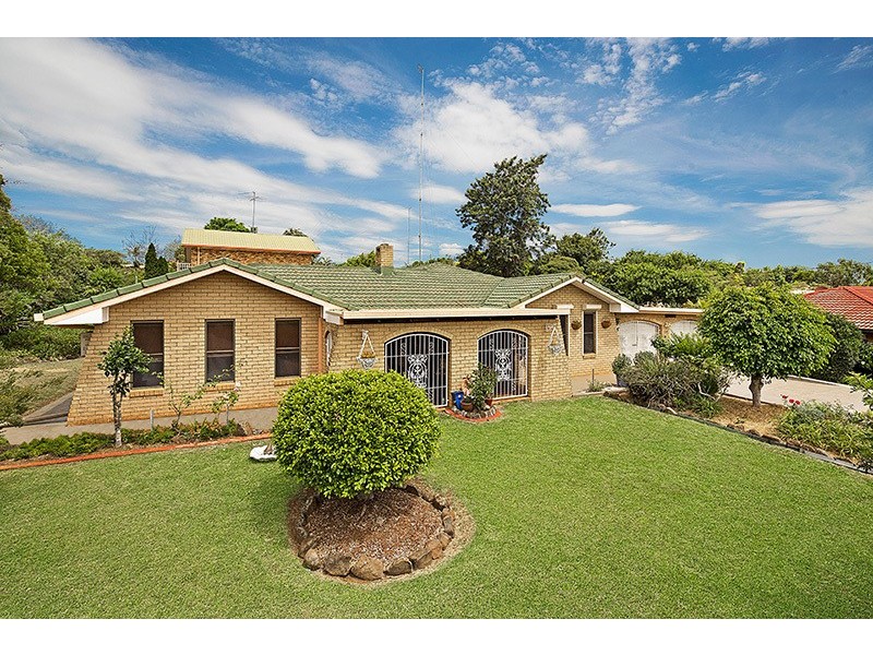 14 Wright Street, Wilsonton QLD 4350