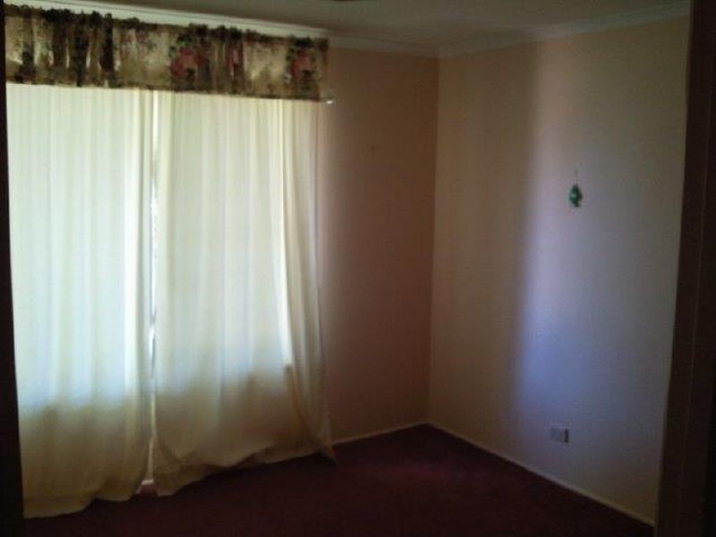 3 Heather Street, Kearneys Spring QLD 4350