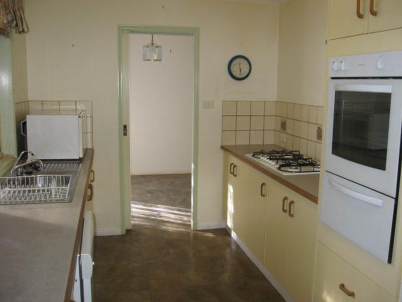 5 Cecilia Street, Kearneys Spring QLD 4350