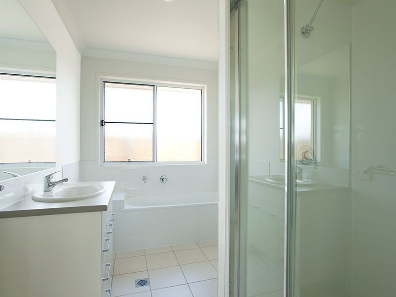 54 Neville Road, Clifton QLD 4361