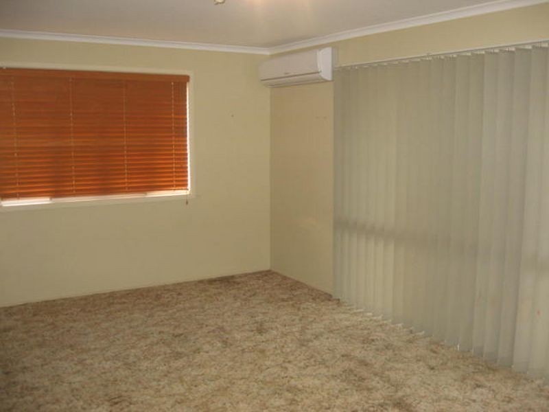 7 Hazzard Street, Centenary Heights QLD 4350