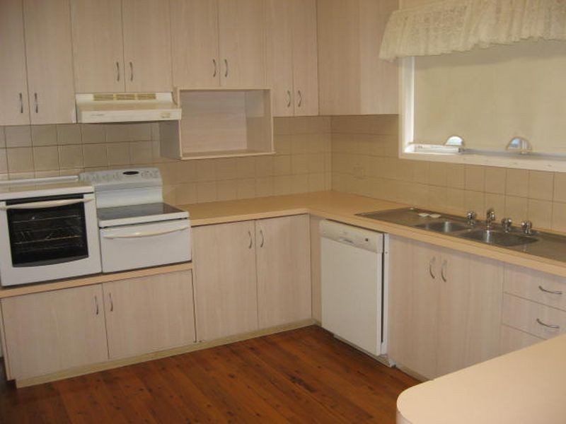 7 Hazzard Street, Centenary Heights QLD 4350