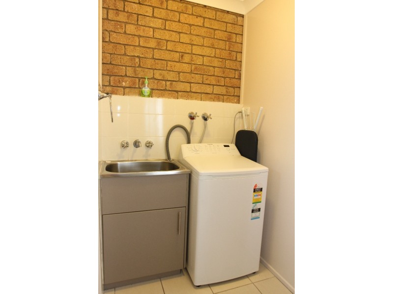 1/59 Kitchener Street, South Toowoomba QLD 4350