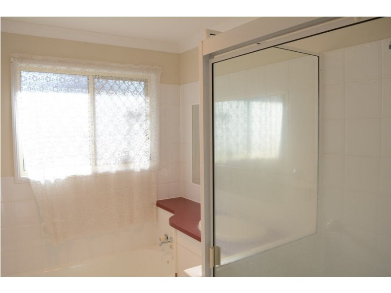 2/14 Beer Court, Kearneys Spring QLD 4350