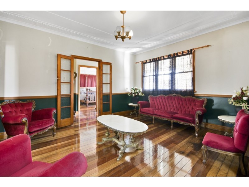 444 Stenner Street, Darling Heights QLD 4350