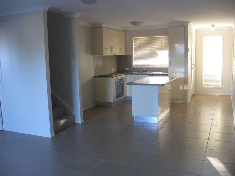 2/30 Gipps Street, Drayton QLD 4350