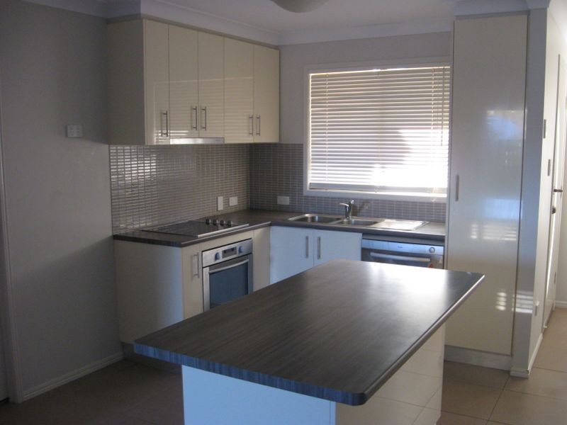 2/30 Gipps Street, Drayton QLD 4350