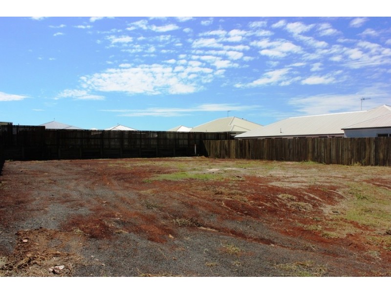 31 Renshaw Crescent, Kearneys Spring QLD 4350