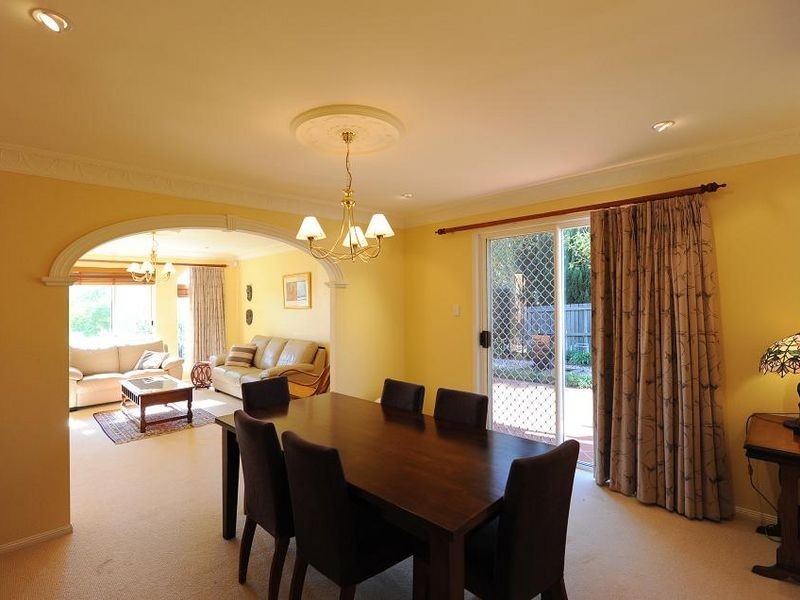 2 Glen Eagles Drive, Middle Ridge QLD 4350