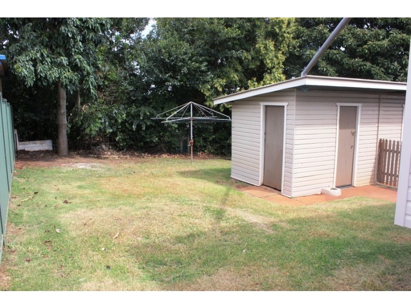 1/2 Katherine Street, North Toowoomba QLD 4350