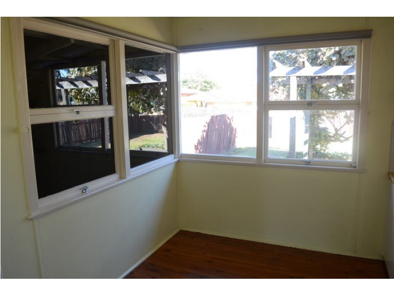 320 Alderley Street, Kearneys Spring QLD 4350