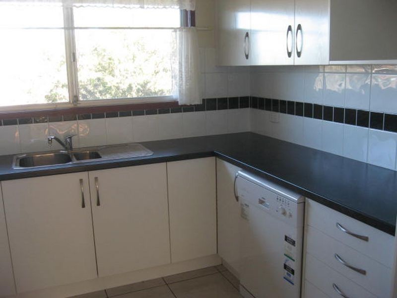 6 Dignan Street, Harristown, Toowoomba QLD 4350