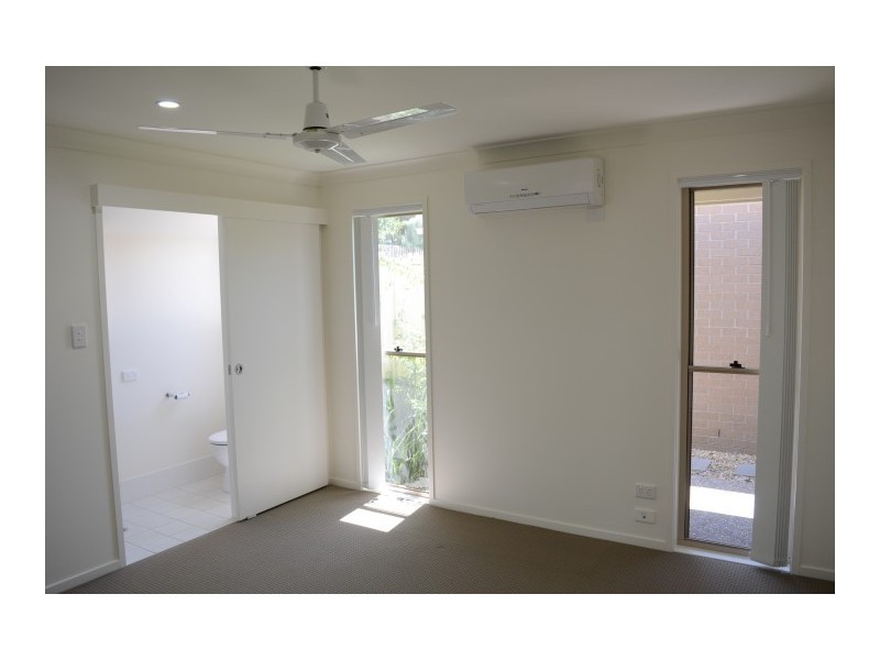 10/98 Main Street, Westbrook QLD 4350