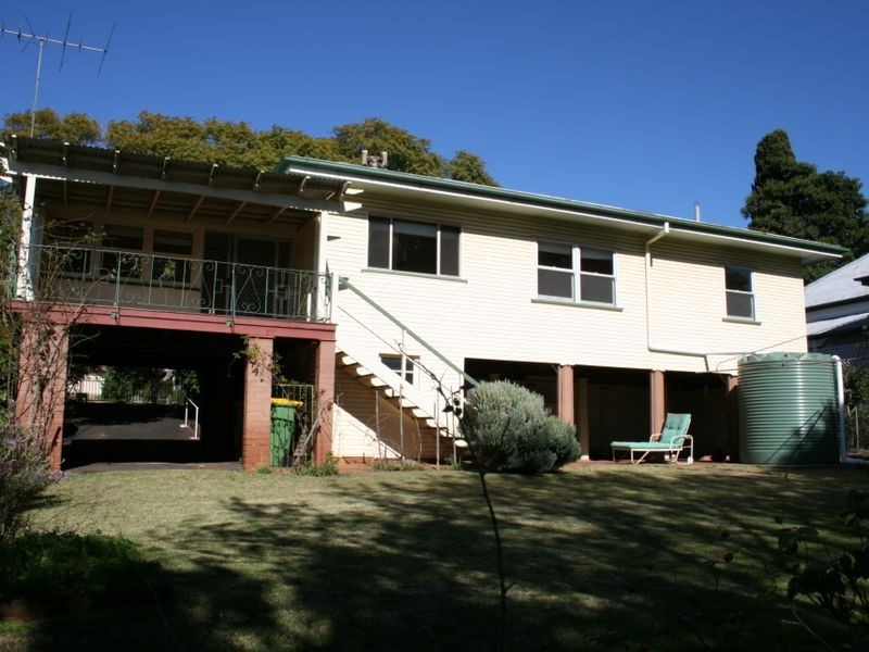 139 Perth Street, South Toowoomba QLD 4350