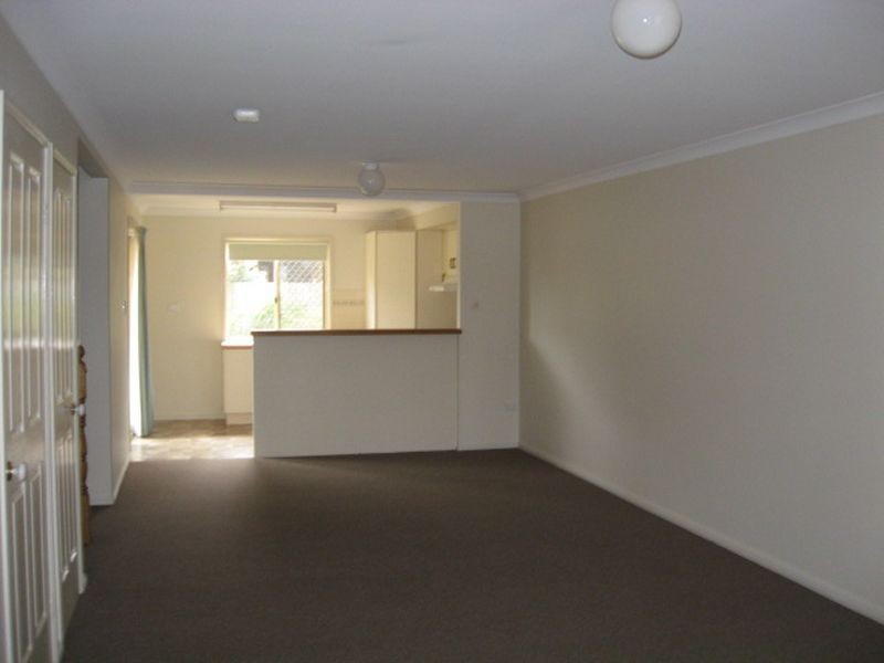 2/2 Gabrielle Street, KEARNEYS SPR, Toowoomba QLD 4350