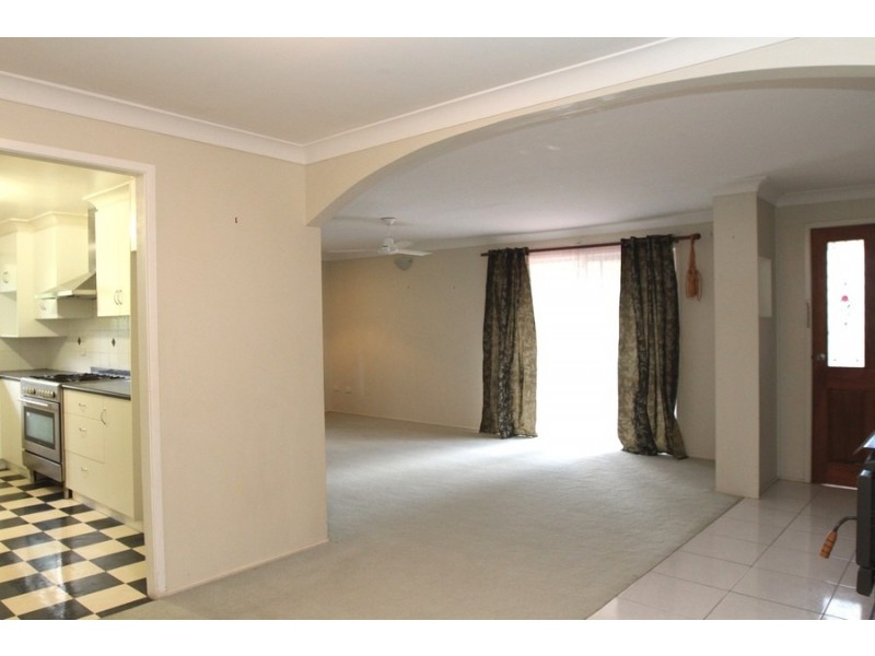 19 Bayley Street, Pittsworth QLD 4356