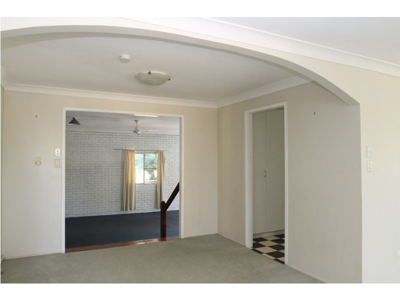 19 Bayley Street, Pittsworth QLD 4356