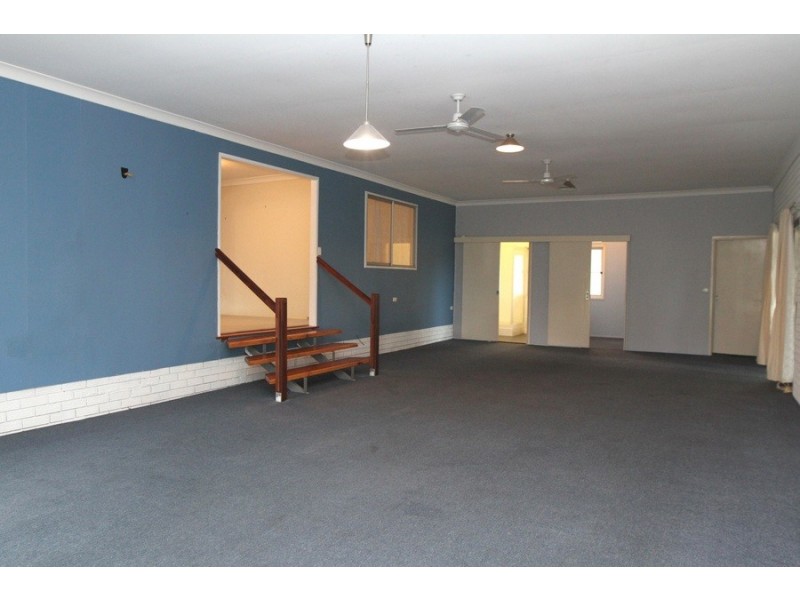 19 Bayley Street, Pittsworth QLD 4356