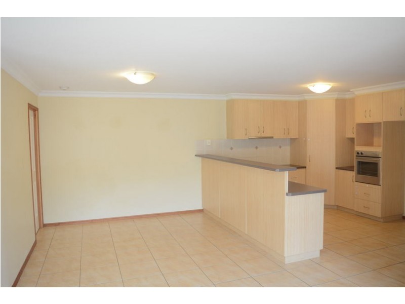 1/9 Mason Court, Kearneys Spring QLD 4350