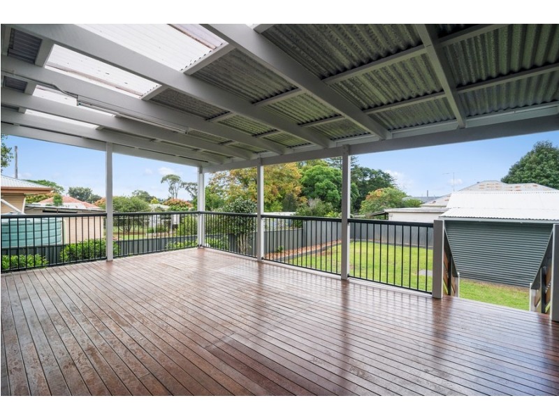 34 Leichhardt Street, Centenary Heights QLD 4350