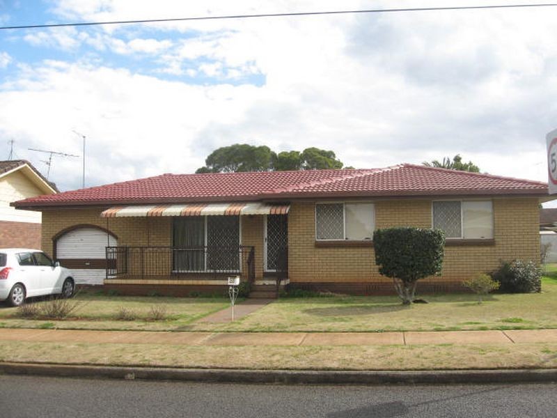 23 Sampson Street, WILSONTON, Toowoomba QLD 4350