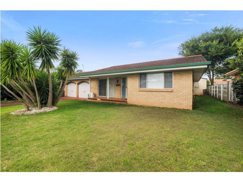 20 Chilla Street, Harristown QLD 4350