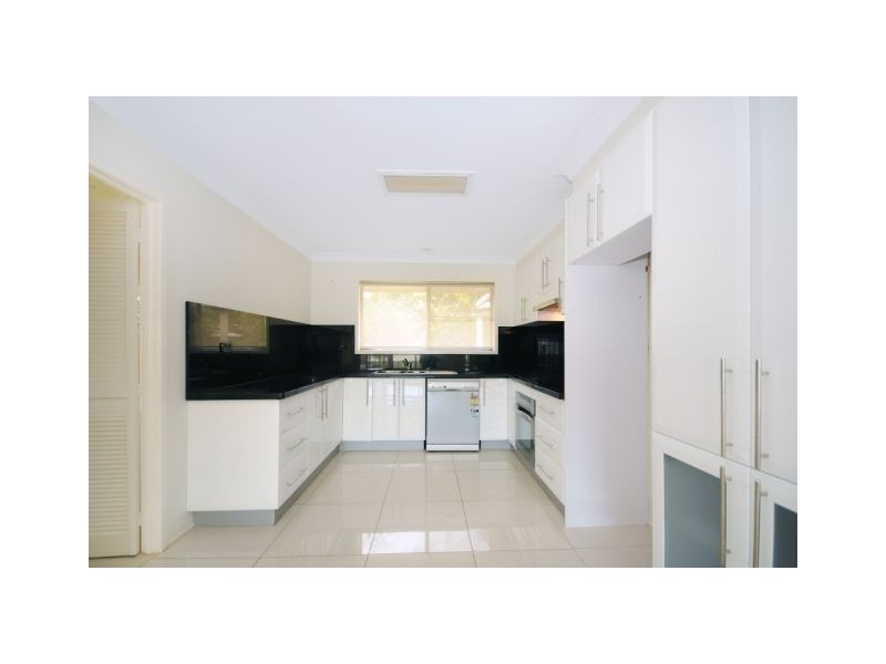 318 Ramsay Street, Middle Ridge QLD 4350