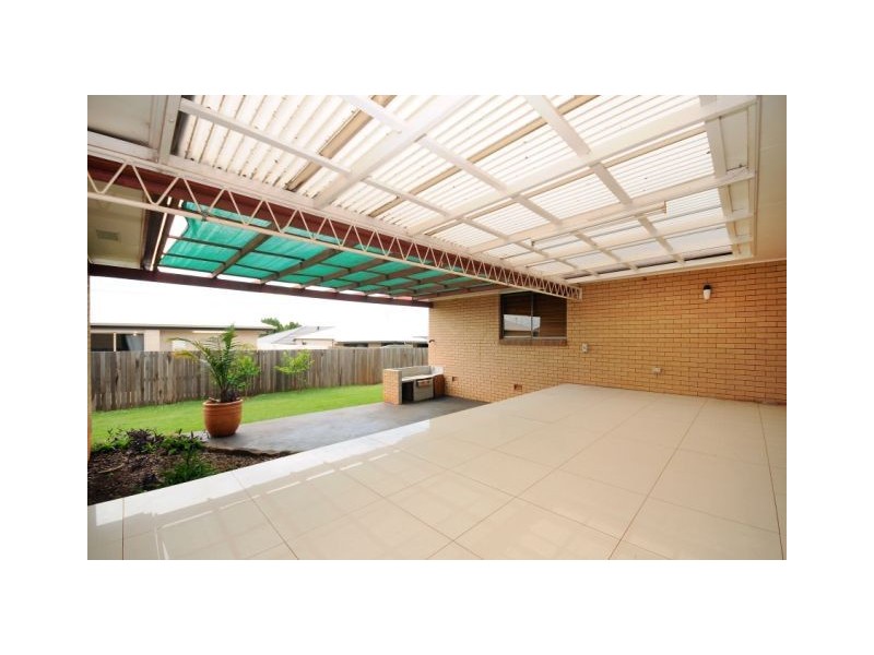 318 Ramsay Street, Middle Ridge QLD 4350
