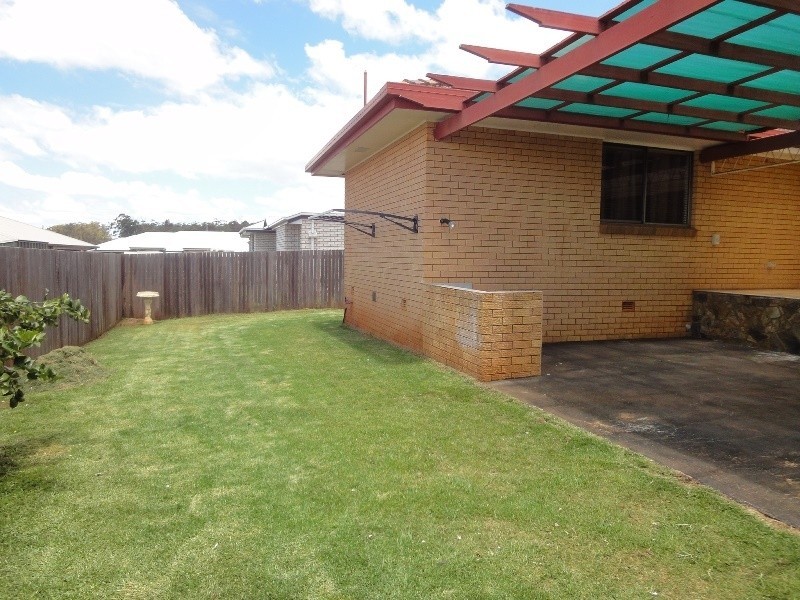318 Ramsay Street, Middle Ridge QLD 4350