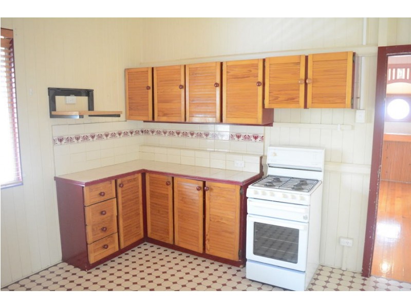 207 Long Street, South Toowoomba QLD 4350