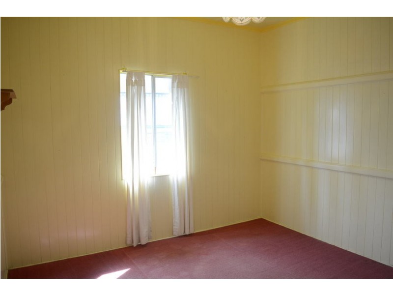 207 Long Street, South Toowoomba QLD 4350
