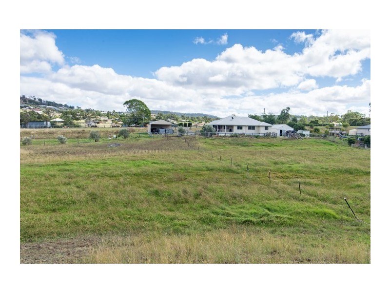 12775 New England Highway, Hodgson Vale QLD 4352