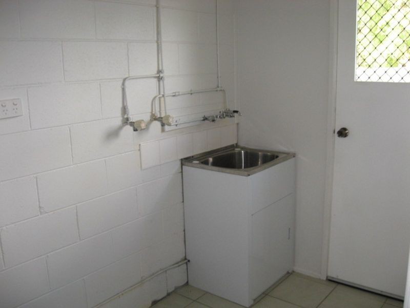 1/9 Regent Street, Darling Heights QLD 4350