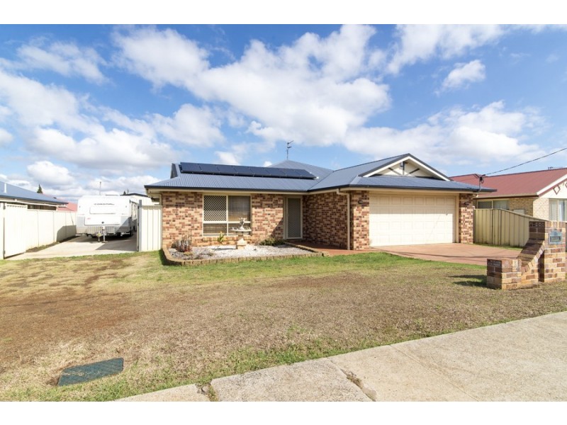 144 Glenvale Road, Glenvale QLD 4350